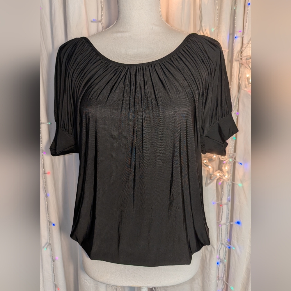 Size Medium H& M Black Stretch Boat neck Blouse In excellent condition
